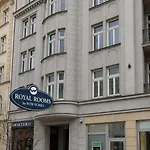 Royal By Wow Homes 酒店 *