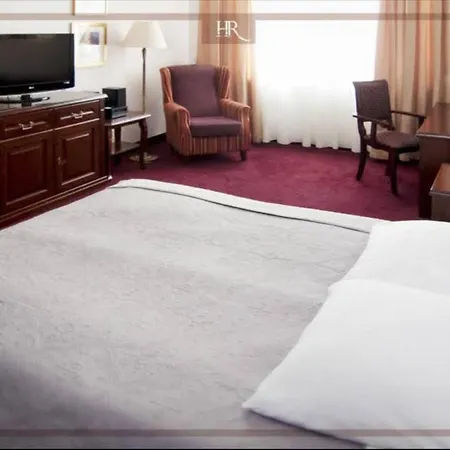 Royal By Wow Homes Hotel Poznań