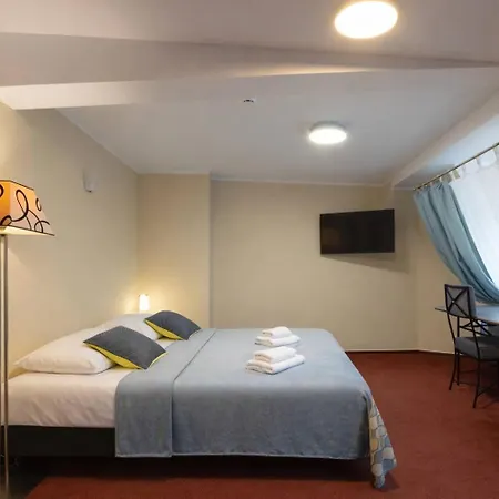 Royal Rooms Self Check-In Hotel