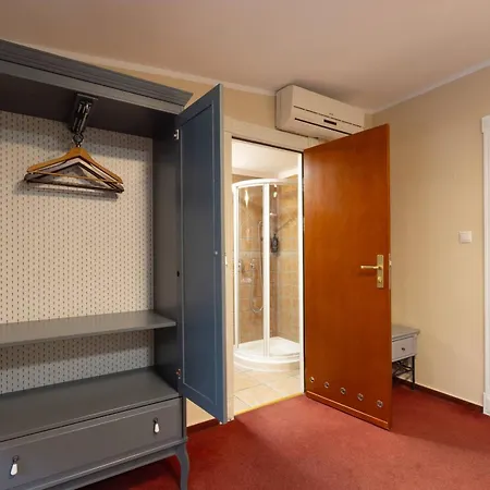 Royal By Wow Homes Otel Poznan