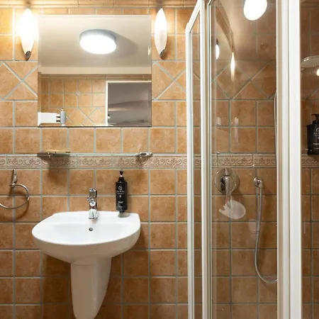 Royal By Wow Homes Otel Poznan