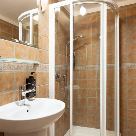 Royal By Wow Homes * Poznan