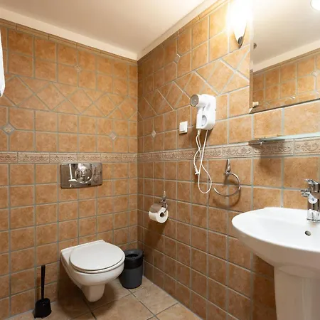 Otel Royal By Wow Homes Poznan