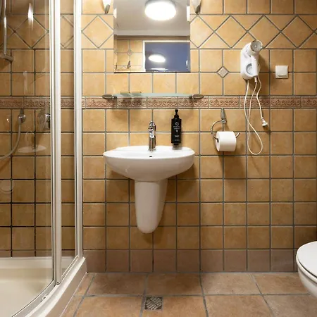 Otel Royal By Wow Homes Poznan