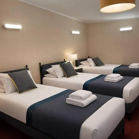 Royal By Wow Homes *