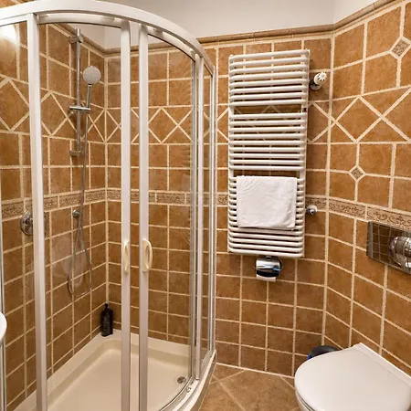 Royal Boutique Hotel *