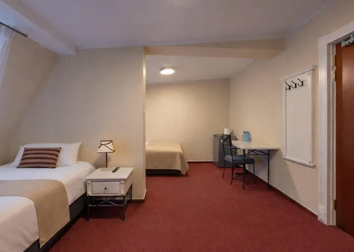 Royal By Wow Homes *