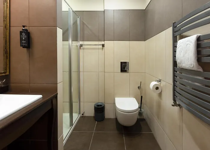 Royal By Wow Homes Otel